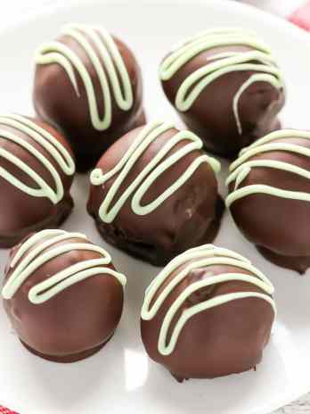 These Mint Chocolate Truffles only require 3 ingredients and can be made using just the microwave. The perfect treat for mint chocolate lovers!