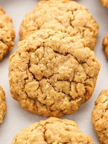 These pumpkin oatmeal cookies are super soft, chewy, thick, and full of pumpkin flavor! The perfect cookie for fall! 